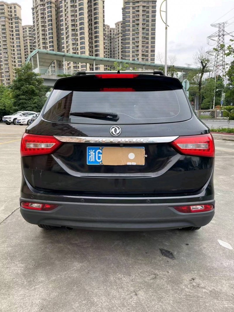 佛山17年东风风光4