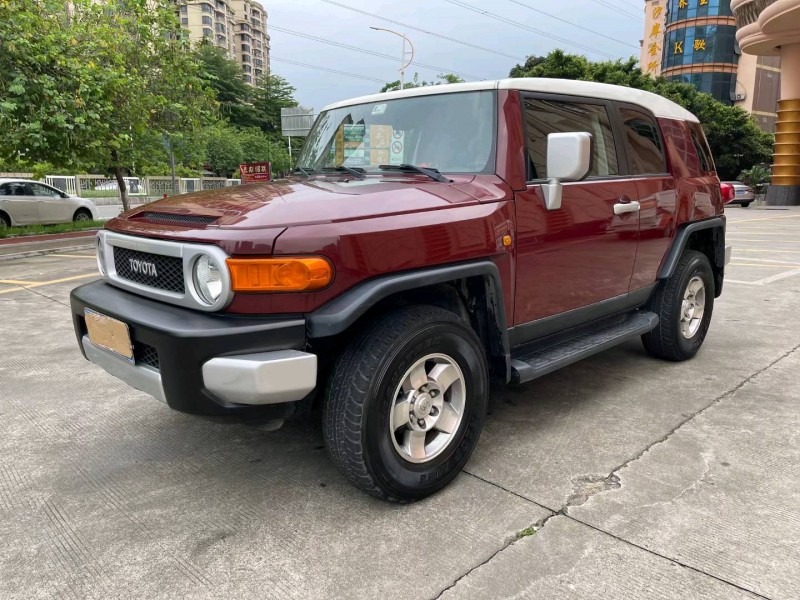 佛山10年丰田兰德酷路泽2