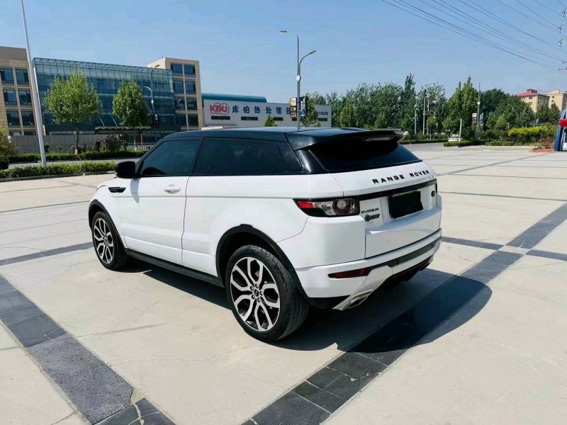 东营12年路虎极光7