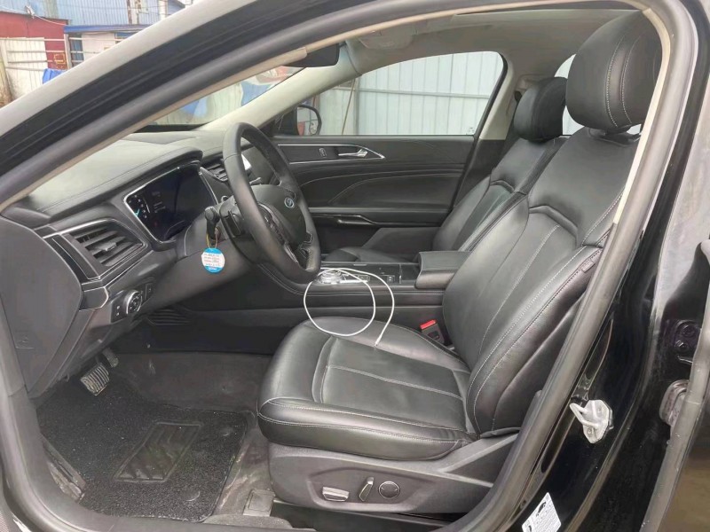 邵阳17年福特金牛座6