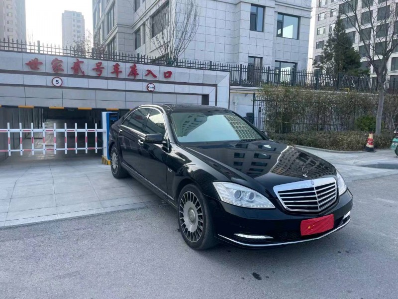 东营09年奔驰S2