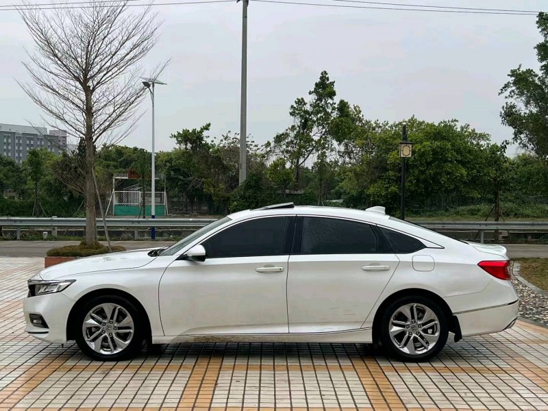 汕头20年本田雅阁3