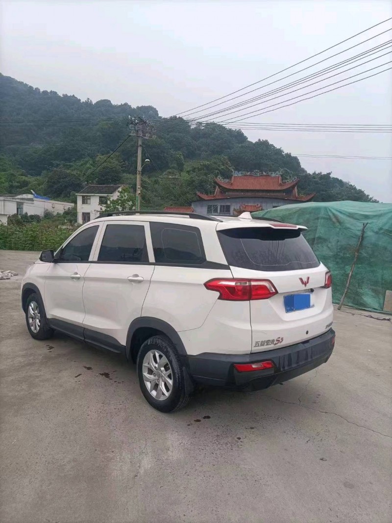 湖州20年五菱汽車宏光S37