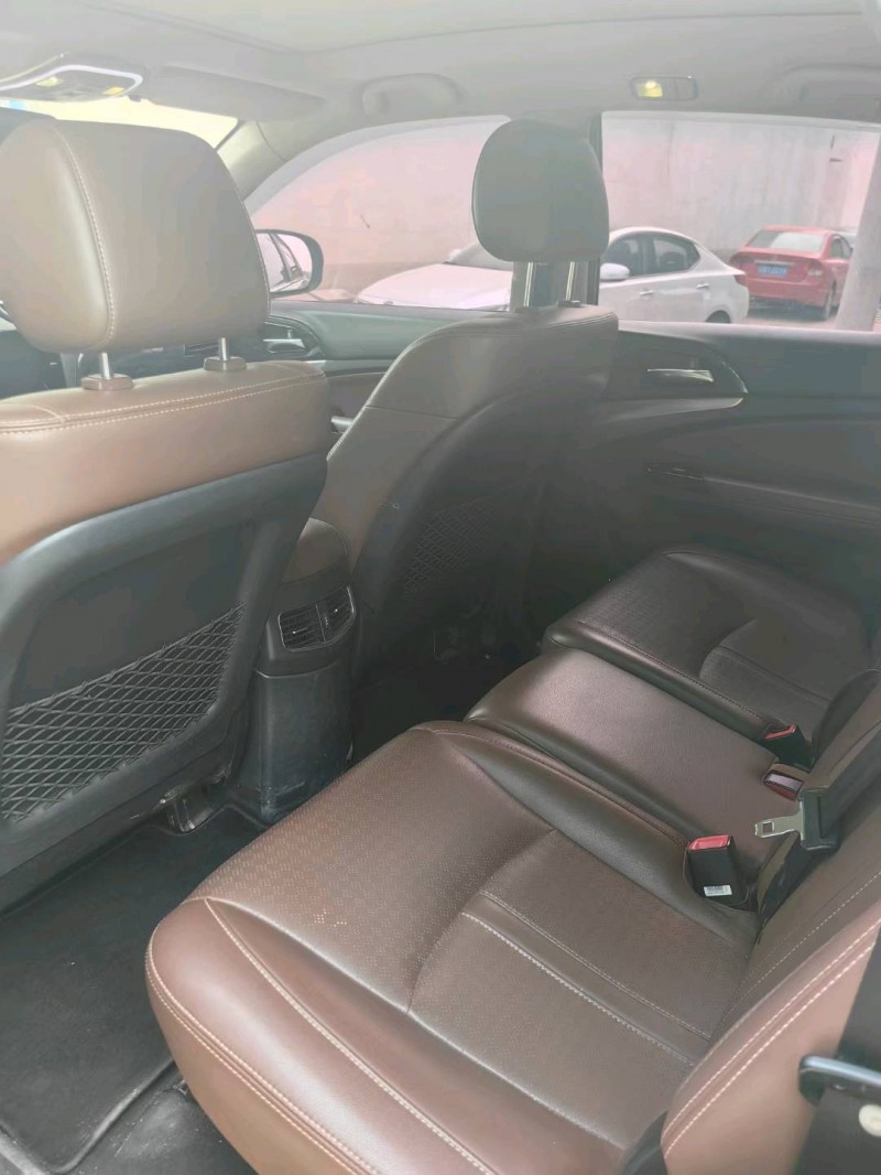 保定17年比亚迪S78