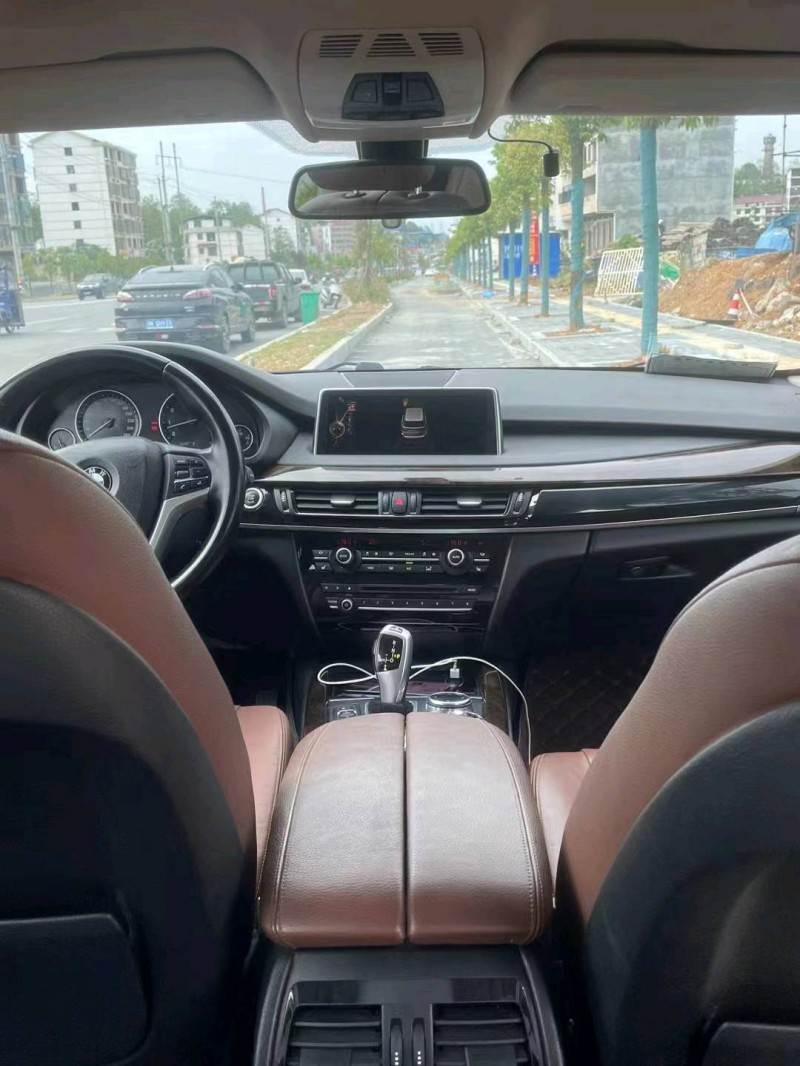 衡陽15年寶馬X56