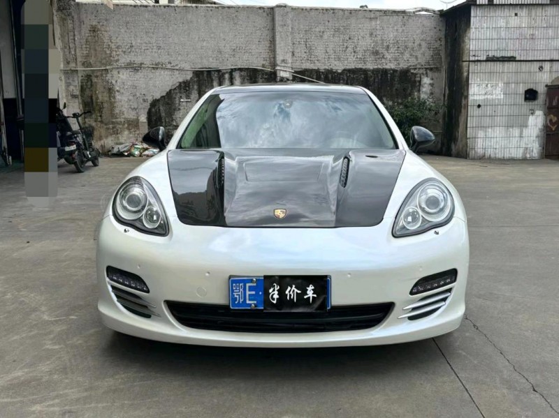 广州10年保时捷帕拉梅拉1