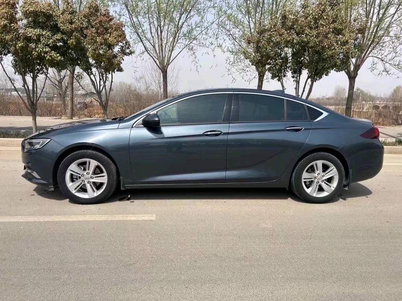 枣庄19年别克君威7