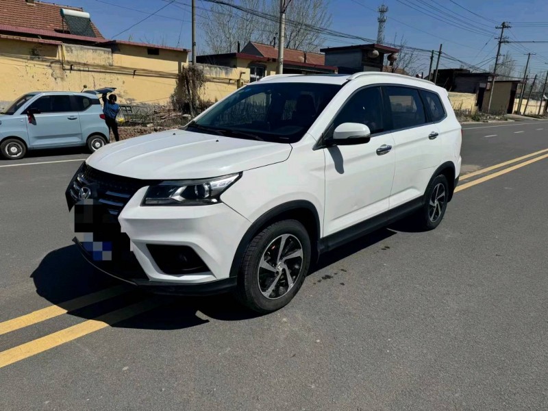 东营18年比亚迪S73