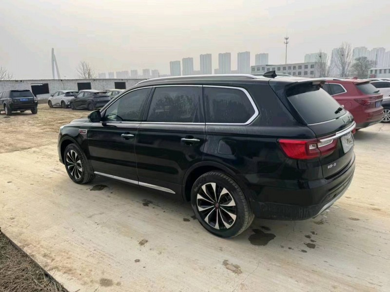 枣庄22年红旗HS74