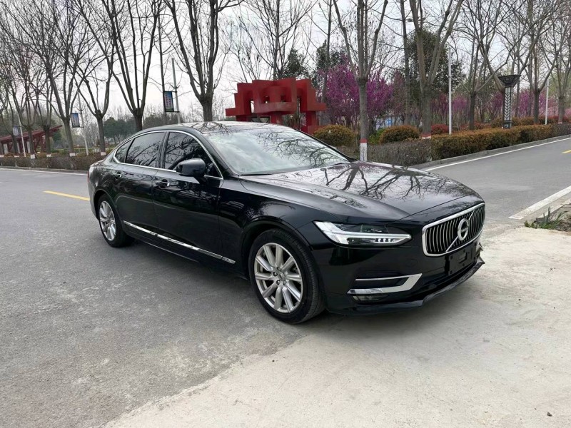 济宁20年沃尔沃S902