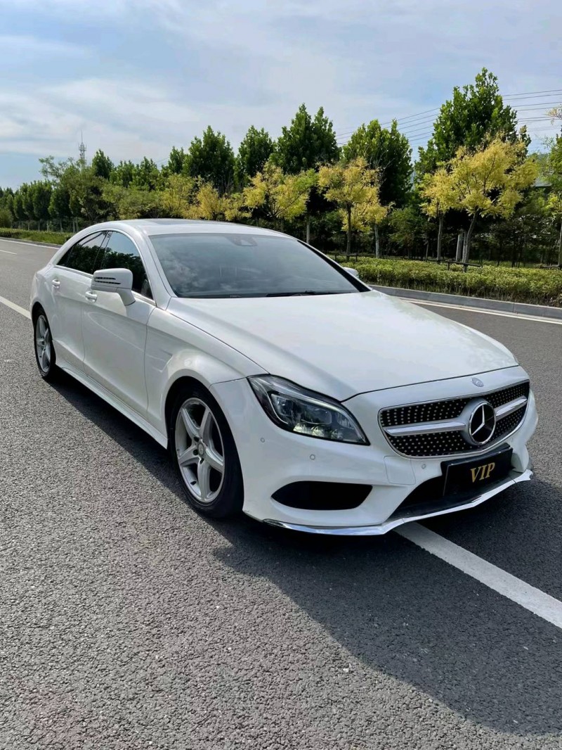 徐州17年奔驰CLS3