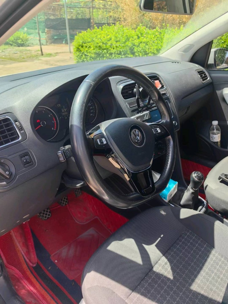 保定16年大众polo4