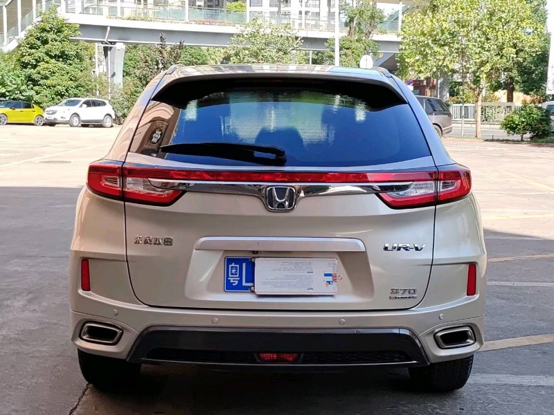 佛山17年本田URV6