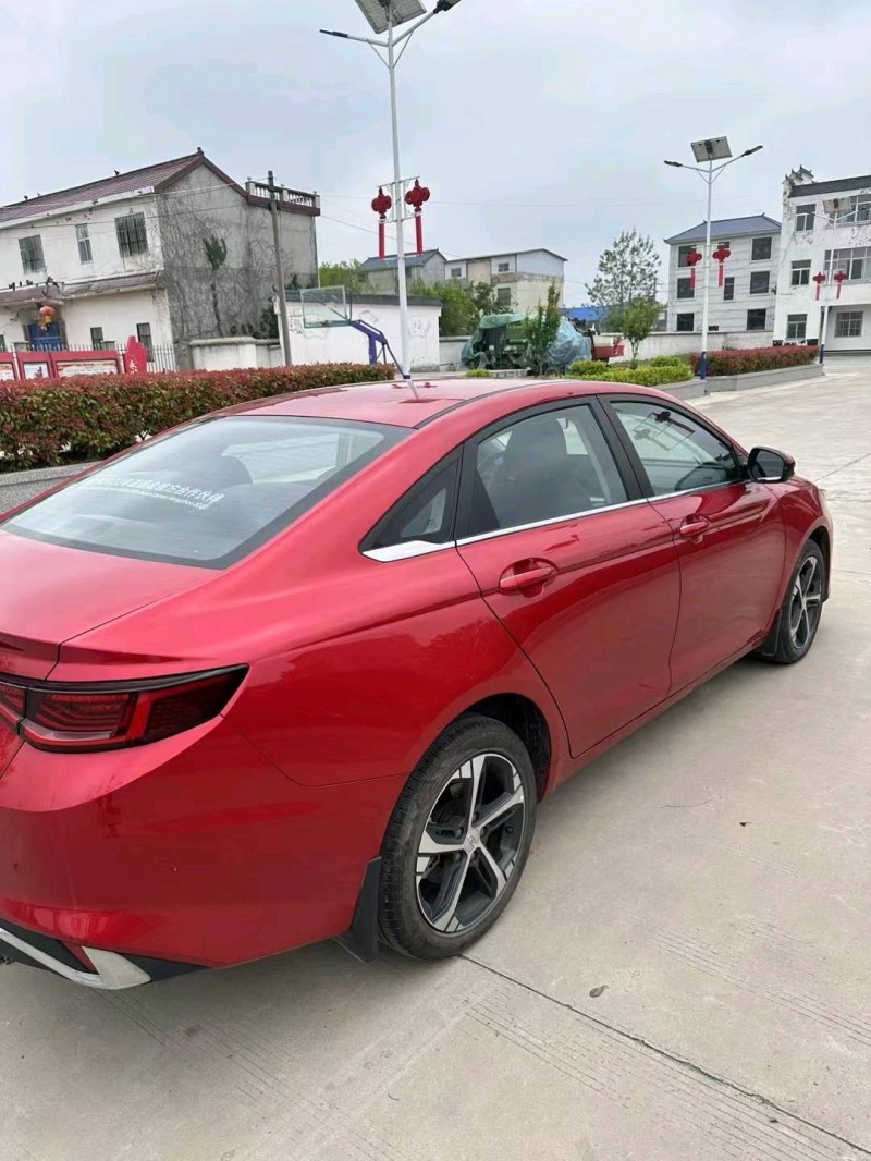 苏州22年吉利帝豪3