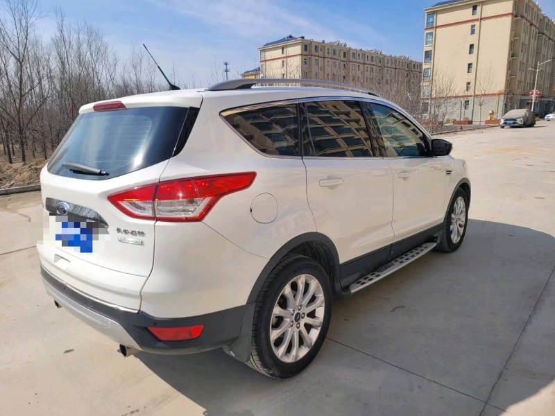 保定14年福特翼虎8