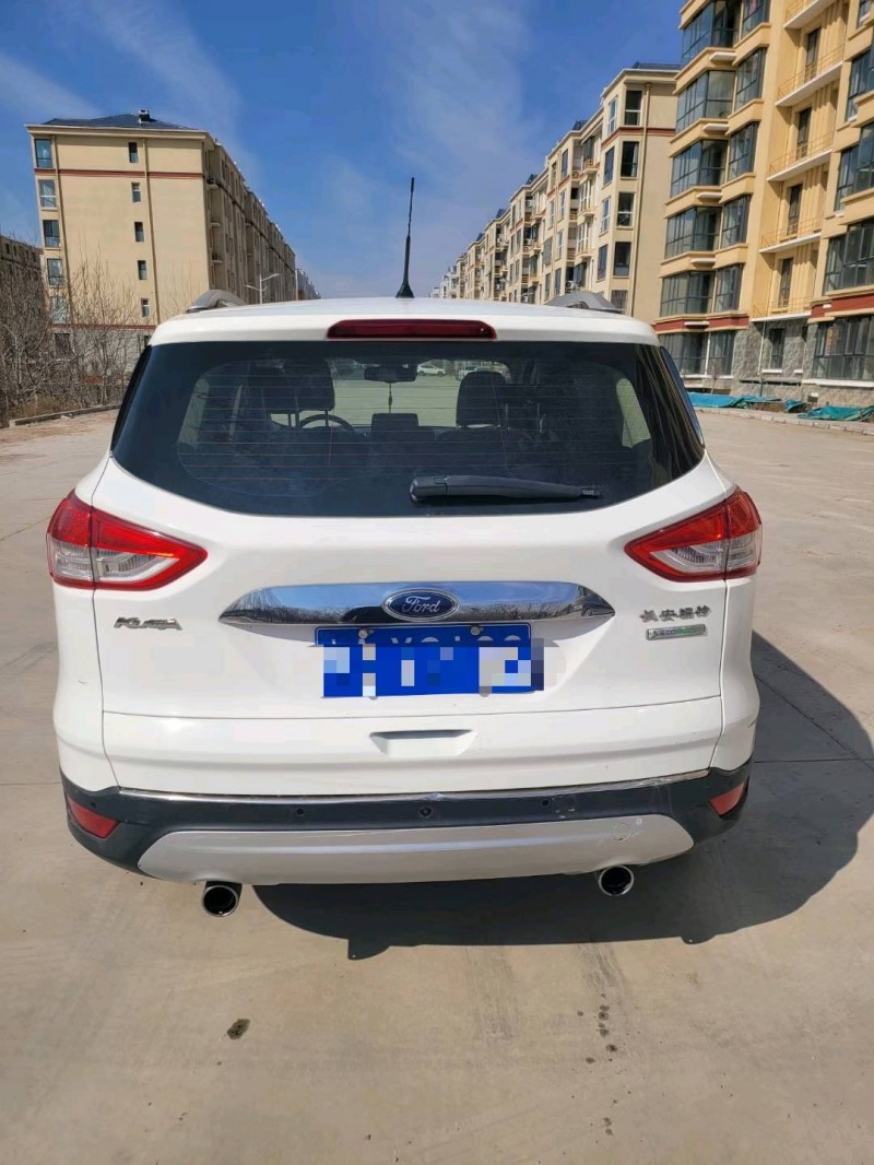 保定14年福特翼虎9