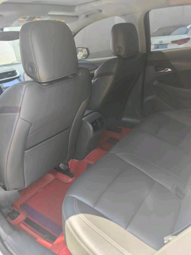 保定18年雪佛兰迈锐宝8