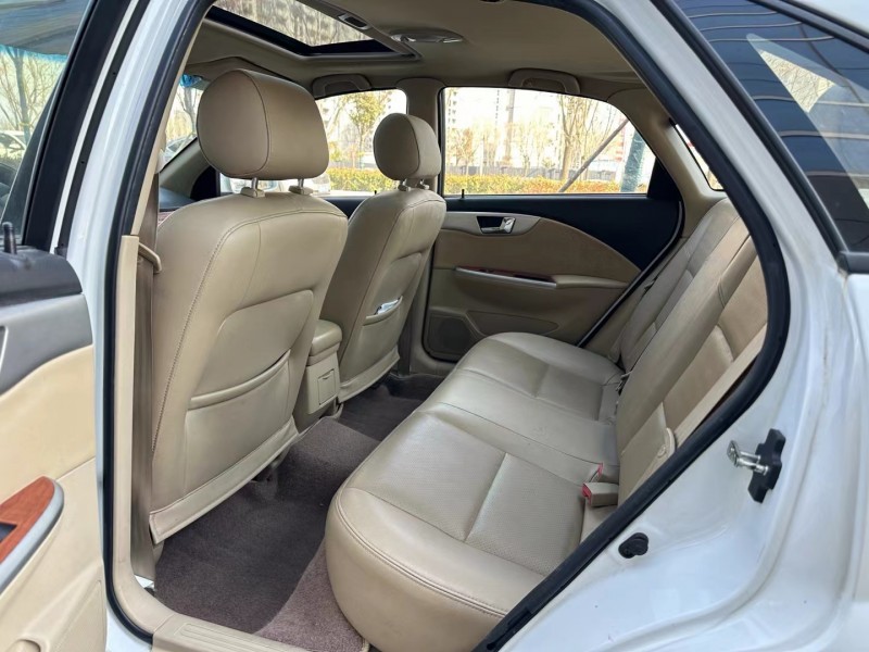 济宁15年别克凯越8