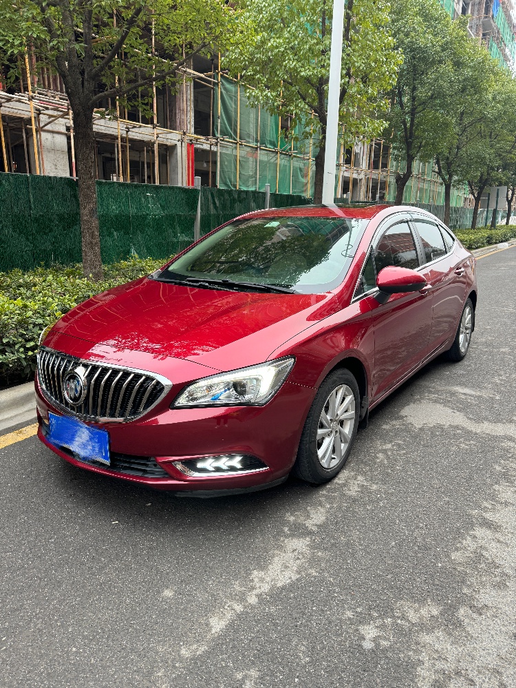 婁底17年別克威朗2