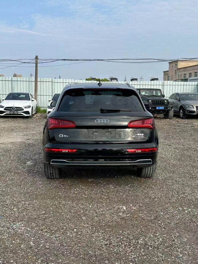 嘉兴20年奥迪Q58