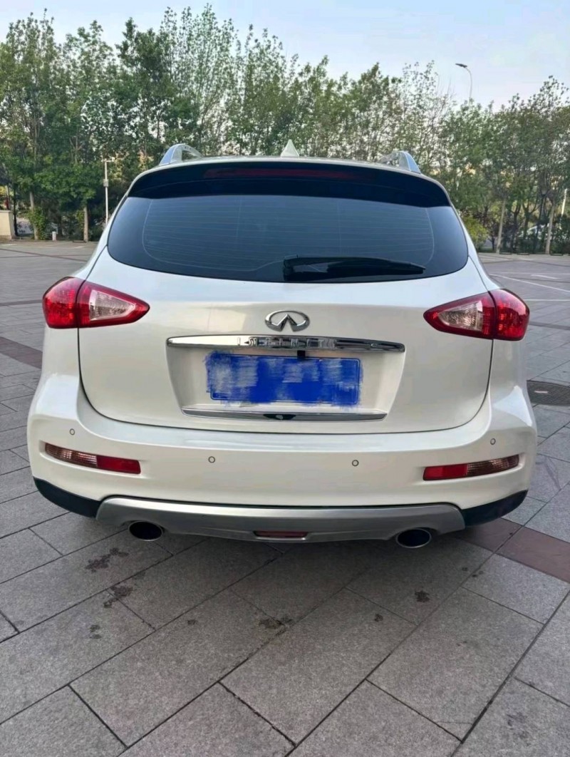邯郸16年英菲尼迪QX509
