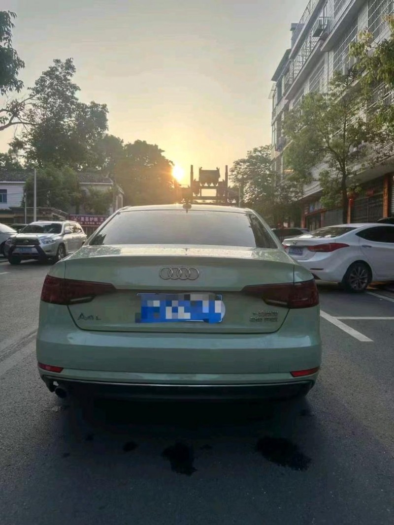 邵阳18年奥迪A4L3