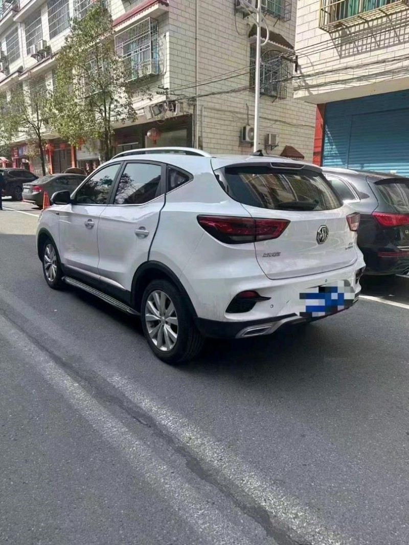 邵阳20年名爵ZS5