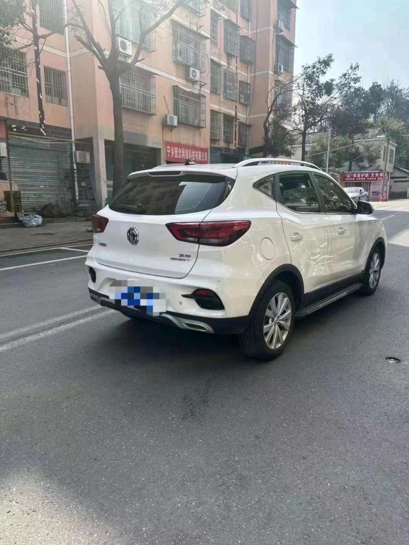 邵阳20年名爵ZS6