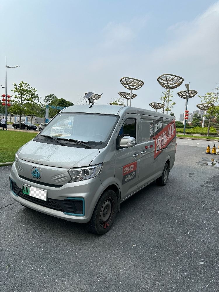 佛山23年长安汽车跨越2