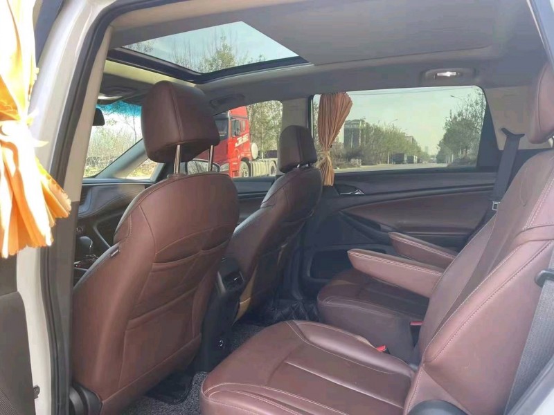 邢台17年别克GL67