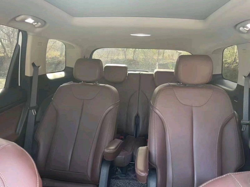 邢台17年别克GL68