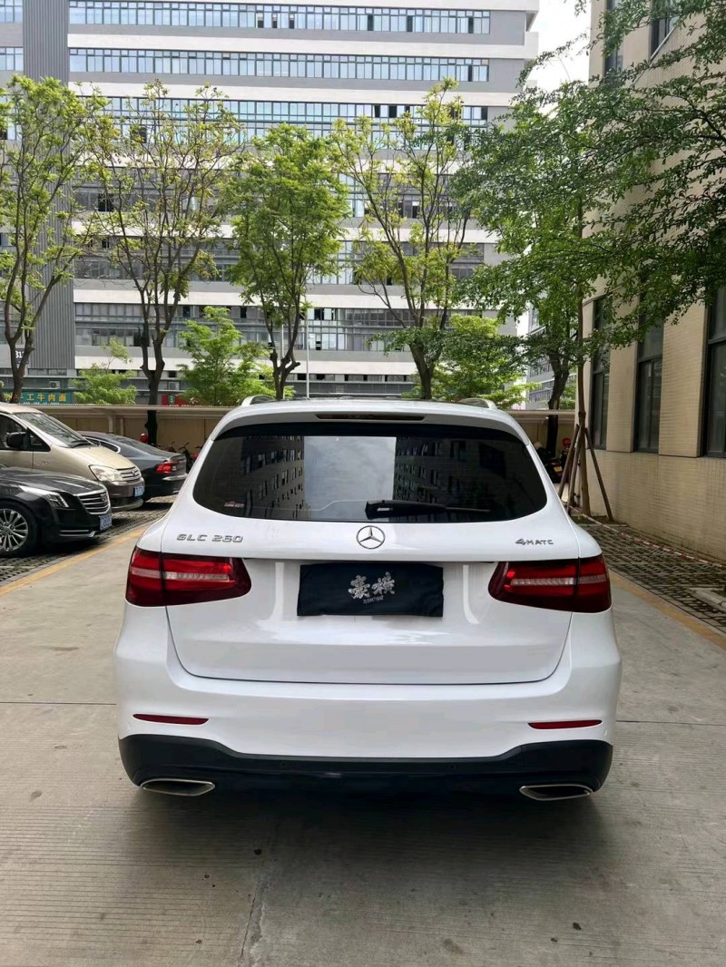 佛山17年奔驰GLC4