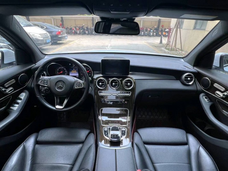 佛山17年奔驰GLC7