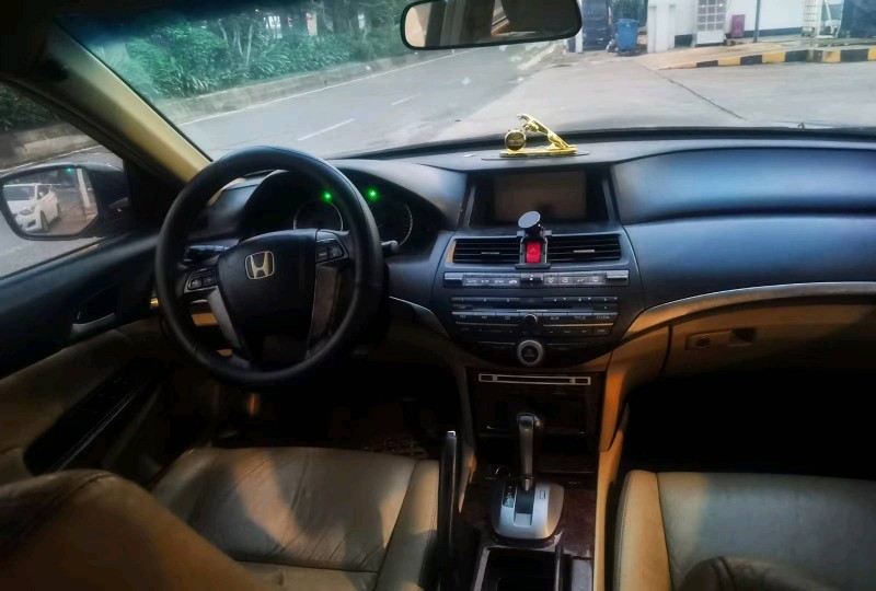 广州11年本田雅阁7