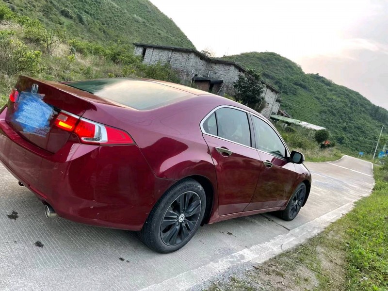 广州13年本田思铂睿3