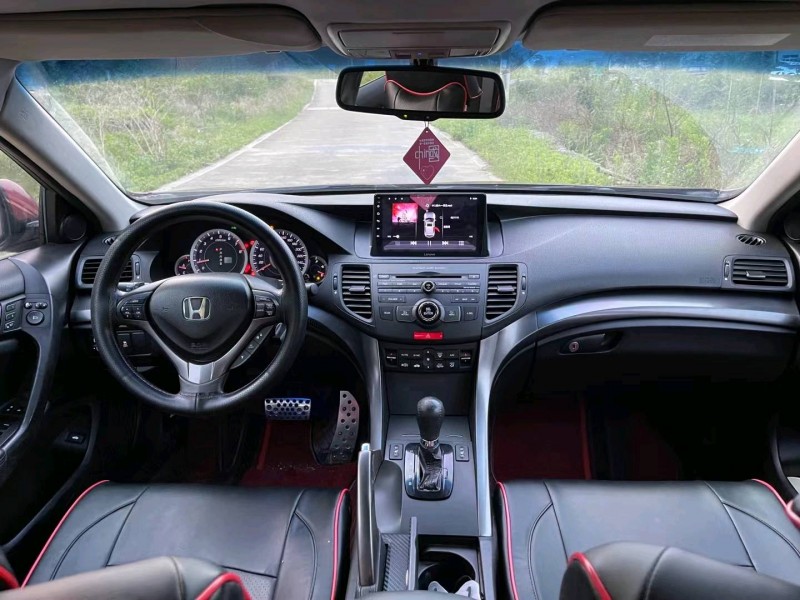 广州13年本田思铂睿7