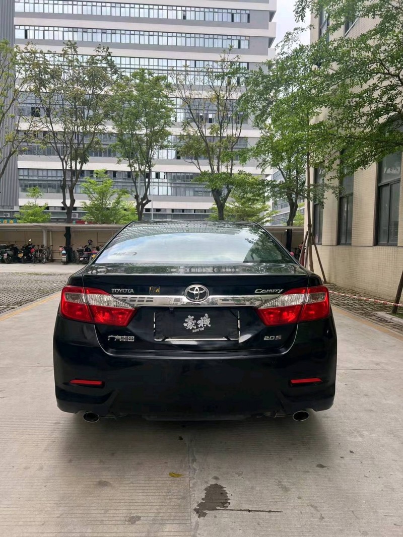 佛山15年丰田凯美瑞4