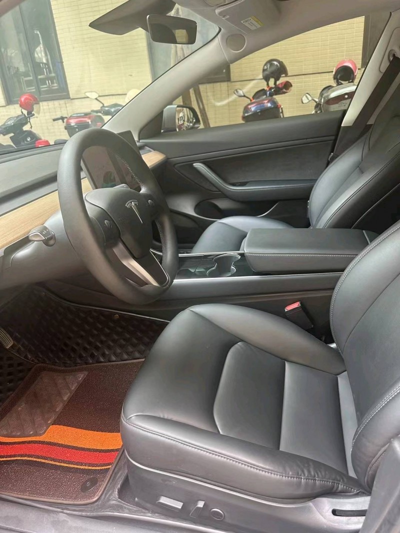 佛山21年特斯拉MODEL 35