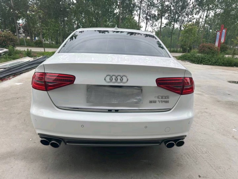 徐州16年奥迪A4L9