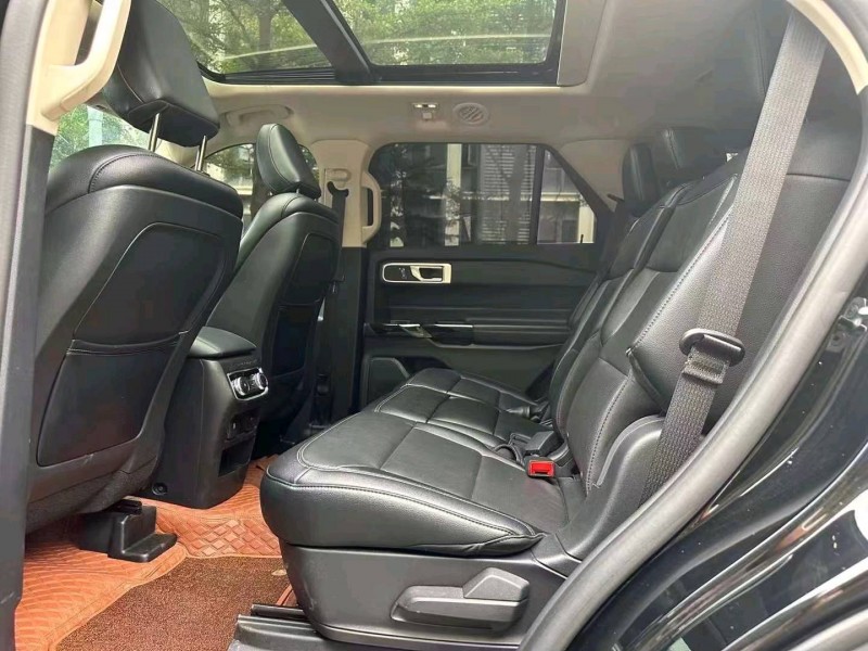 广州21年福特探险者7