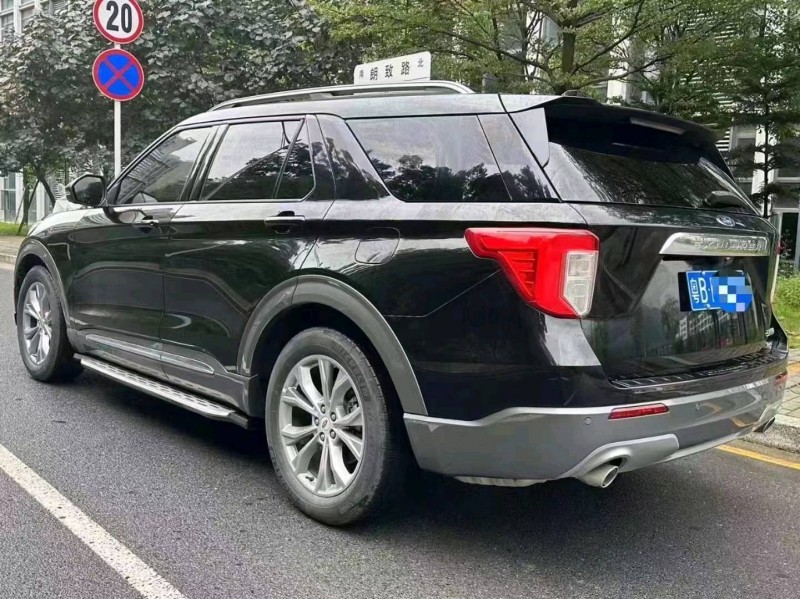 广州21年福特探险者8