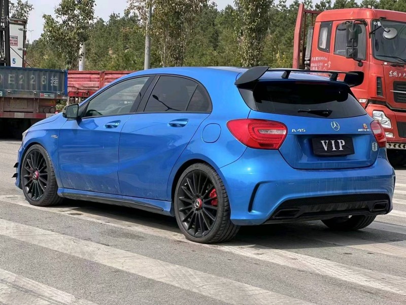 咸陽14年奔馳AMG5