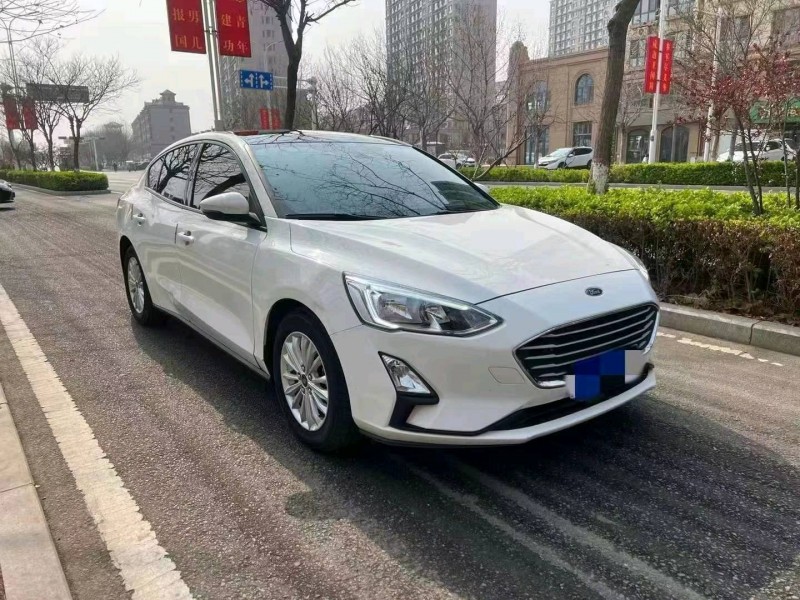 邢台19年福特福克斯2