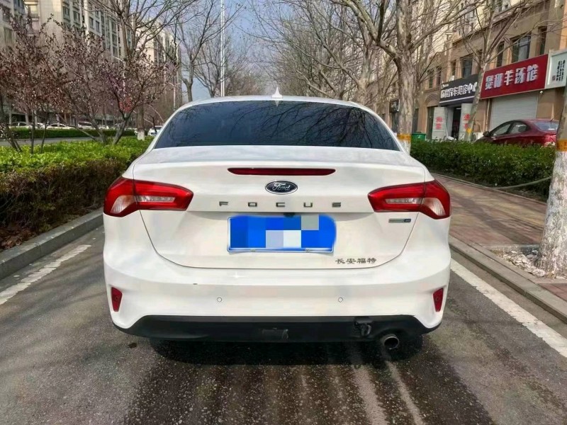 邢台19年福特福克斯3