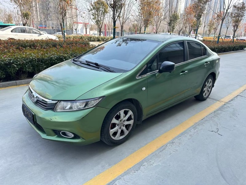 济宁12年本田思域3