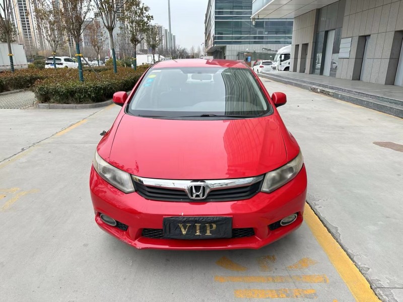 济宁13年本田思域1