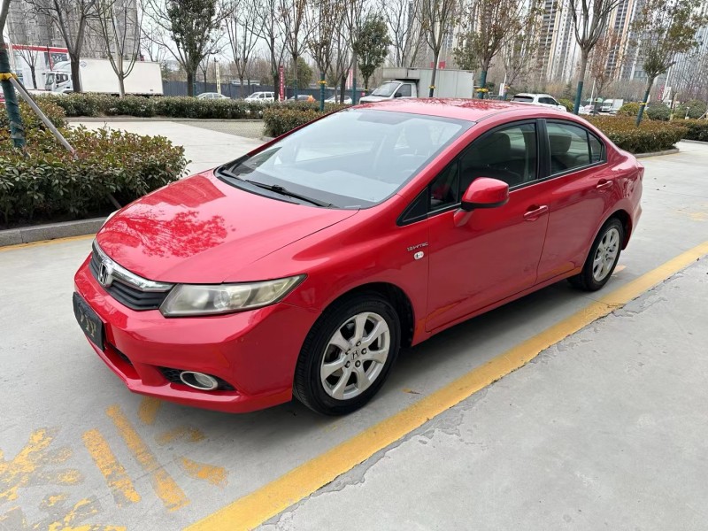 济宁13年本田思域3