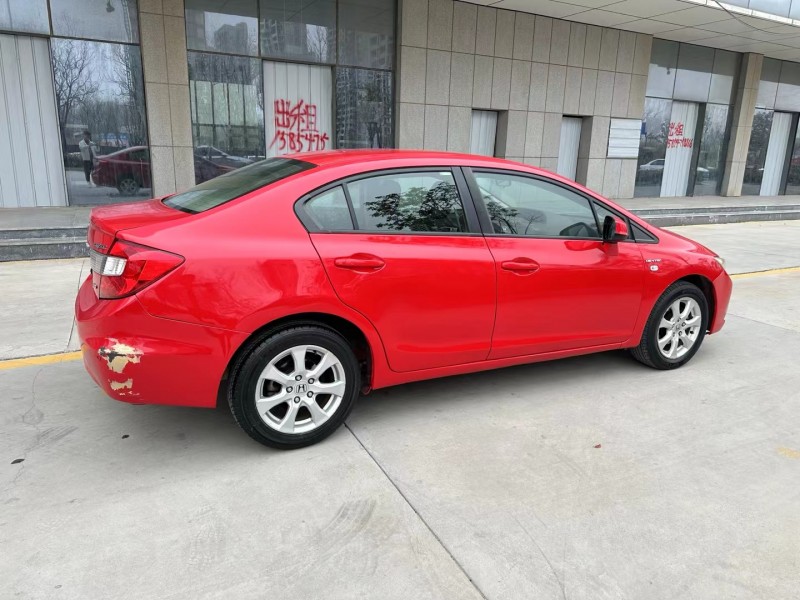 济宁13年本田思域4