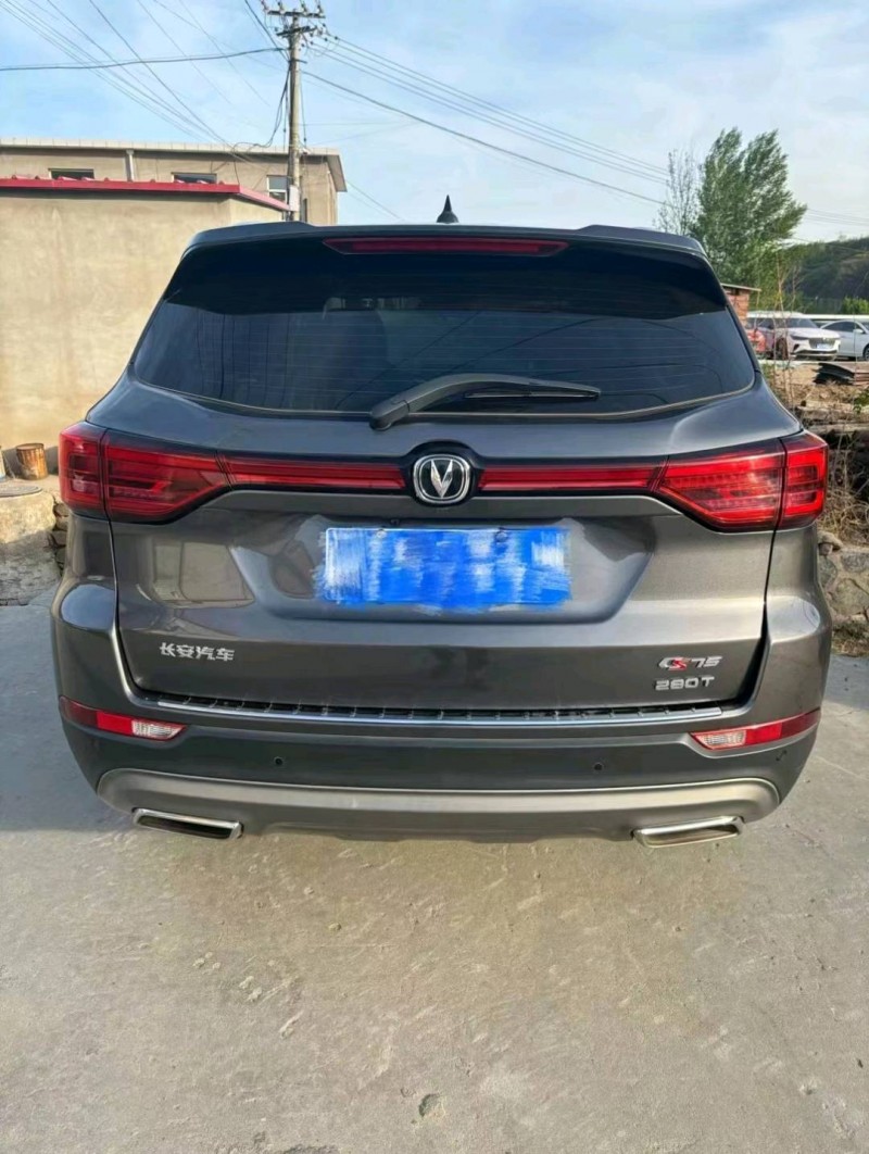 邯鄲21年長安汽車CS756