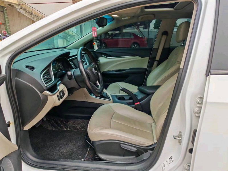 枣庄20年别克英朗9